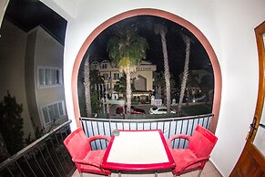 El Latino Otel