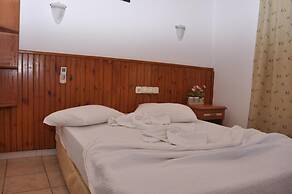 El Latino Otel