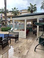 El Latino Otel