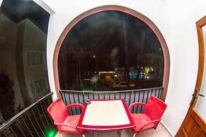 El Latino Otel