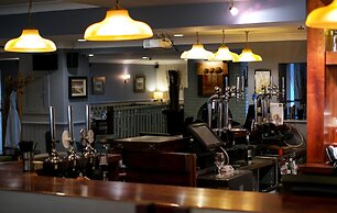 Crown Lodge Hotel