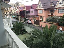 Lazur Guest House