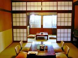 Chuo Hotel