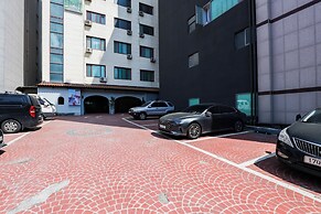 Newvera Hotel