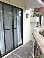 Royale Tagaytay B&B