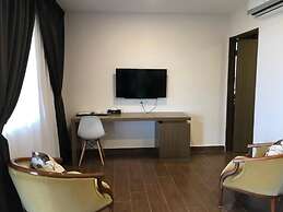 Lotus Seaview Beach Resort