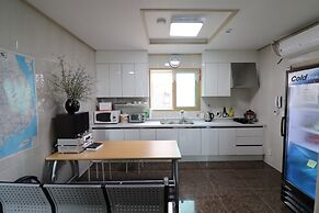 Hub Guest House