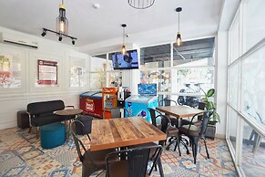 Front One Budget Hotel Slamet Riyadi Solo