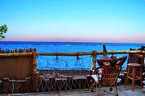 The Cozy Beach Cave