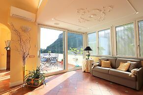 Ilary House