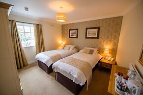 The Grove Hotel