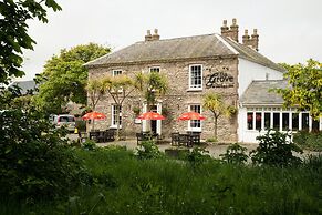 The Grove Hotel