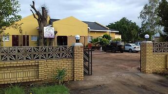 Sweetberries Bed & Breakfast