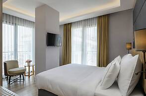 Gleam Bomonti Hotel