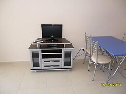 Safir Apartments