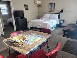 Lido Motel