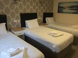 Alcester Inn