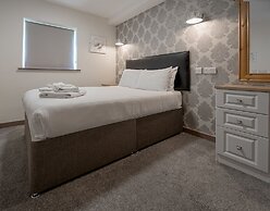 Alcester Inn