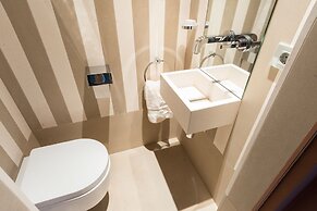Guillaume Suites