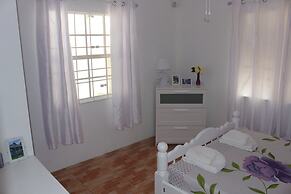 Amarilla Apts