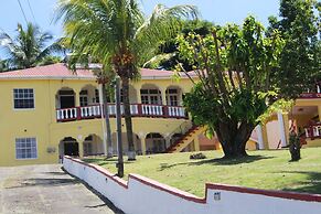 Amarilla Apts