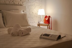 Guzi Rooms & Suites