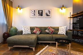 Guzi Rooms & Suites