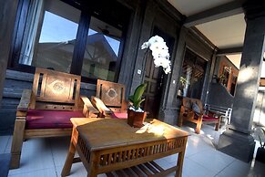 Arik's Homestay
