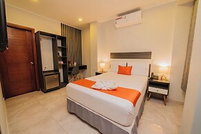 Palm Hotel