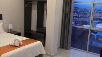 Palm Hotel