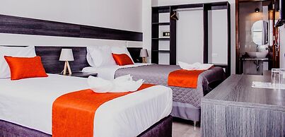 Palm Hotel
