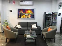 Palm Hotel