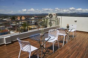 Palm Hotel