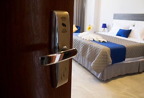 Palm Hotel