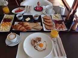 Palm Hotel