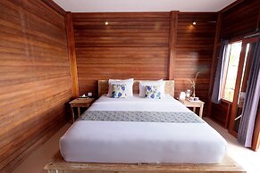 Adara Beach Hut