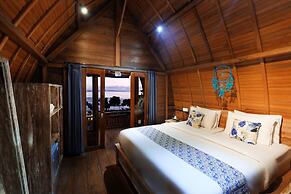 Adara Beach Hut