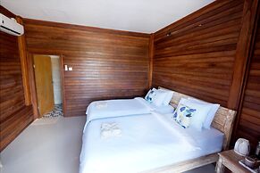 Adara Beach Hut