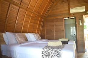 Adara Beach Hut