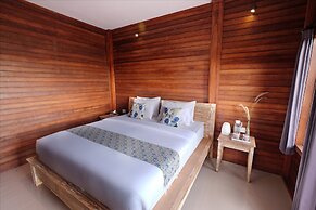 Adara Beach Hut