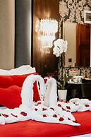 Grand Lark Otel