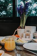 Grand Lark Otel