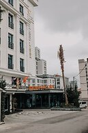 Grand Lark Otel
