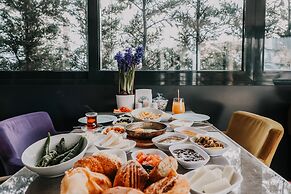 Grand Lark Otel