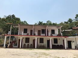 Lauris Hotel