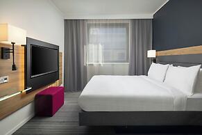 Moxy York