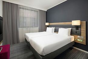 Moxy York