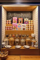 Moxy York