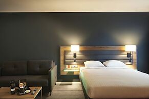 Moxy York