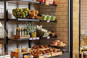 Moxy York